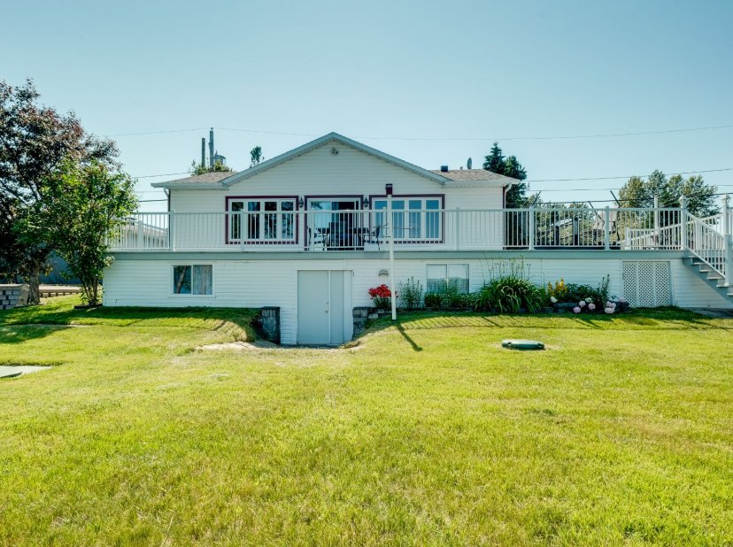 Les Immeubles GLMC Maison de plainpied 136 Route 232 E