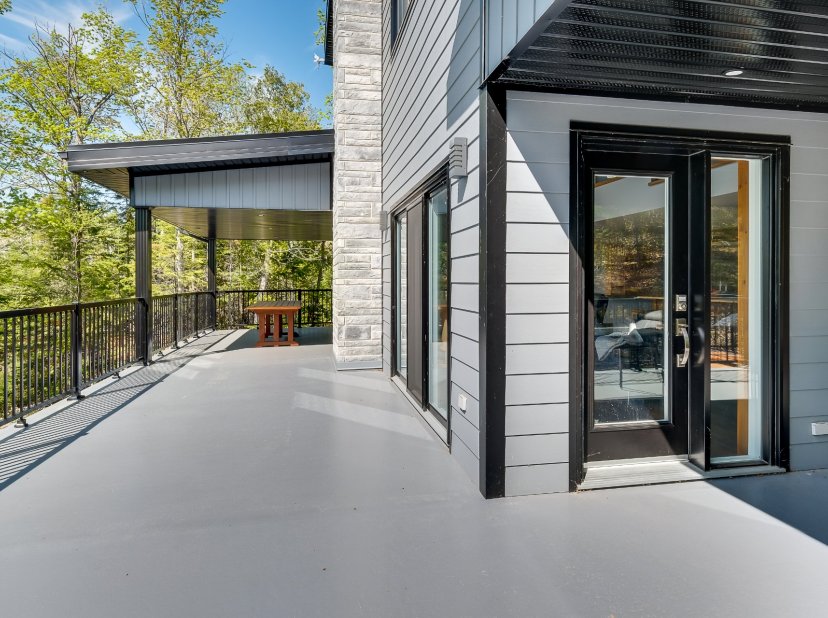 Les Immeubles GLMC Maison à étages 151 Ch. du Lac S., SaintMathieudeRioux