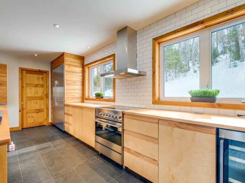 Les Immeubles GLMC Maison à étages 151 Ch. du Lac S., SaintMathieudeRioux