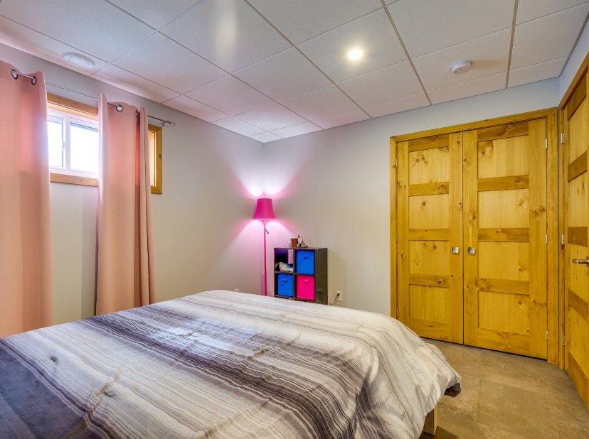 Les Immeubles GLMC Maison à étages 151 Ch. du Lac S., SaintMathieudeRioux